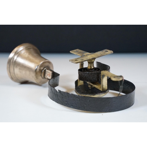 167 - Late 19th / Early 20th Century shop door bell with spring mechanism, makers mark WT&S