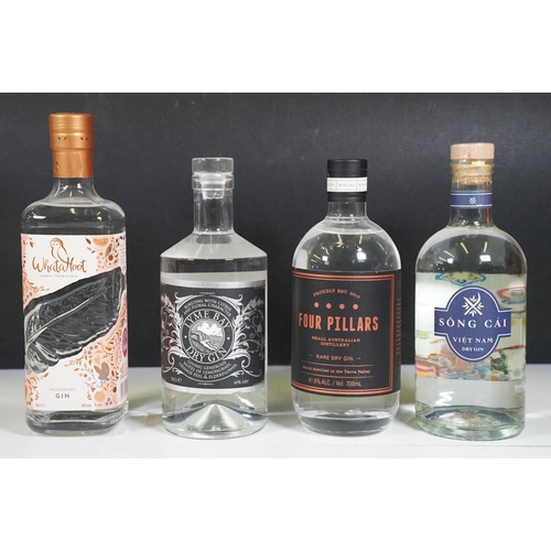 487 - Alcohol - Collection of 12 70cl bottles of gin to include Hendrick's Gin, Tanqueray London Dry Gin, ... 