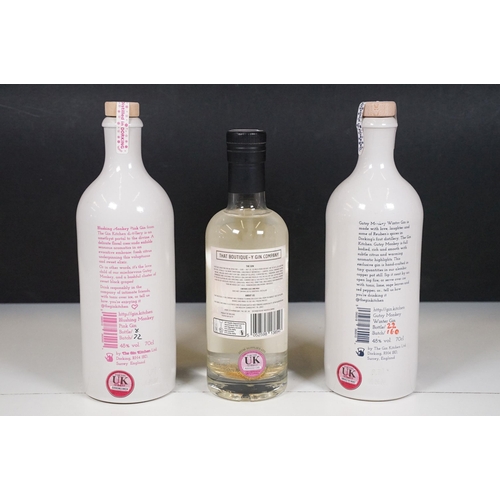 489 - Alcohol - Collection of 15 bottles of gin to include Ableforth's Bathtub Gin 70cl, Mermaid Pink Gin ... 