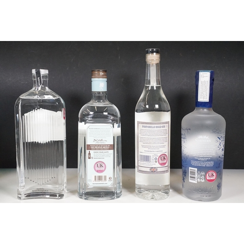492 - Alcohol - Collection of 12 70cl bottles of gin to include 135° East HyoGo Dry Gin, Mermaid Gin Isle ... 