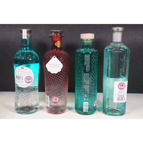 492 - Alcohol - Collection of 12 70cl bottles of gin to include 135° East HyoGo Dry Gin, Mermaid Gin Isle ... 