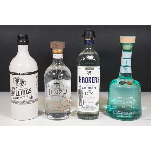 493 - Alcohol - Collection of 16 70cl bottles of gin to include 2 x Brecon Botanicals Gin, Sipsmith London... 
