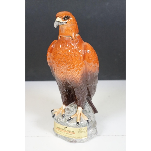 494 - Alcohol & Collectables - Two bottles of alcohol to include VAT 69 Scotch Whisky and Croft Late Bottl... 