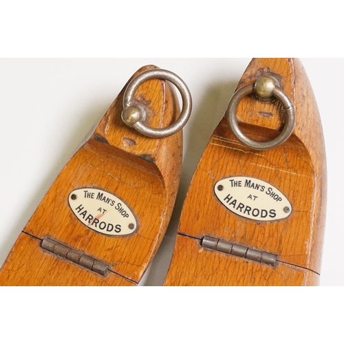 494 - Alcohol & Collectables - Two bottles of alcohol to include VAT 69 Scotch Whisky and Croft Late Bottl... 