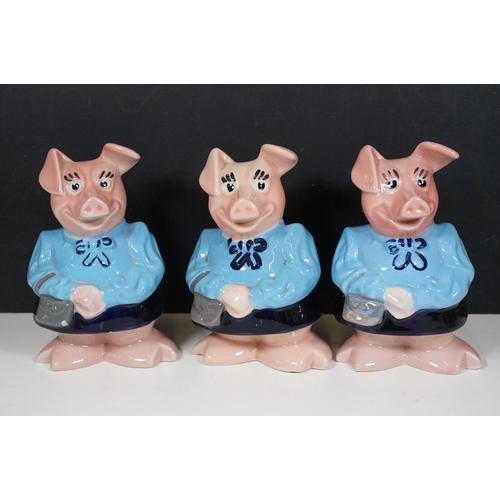 118 - Collection of fifteen various Wade Natwest Pigs, all marked to bottom