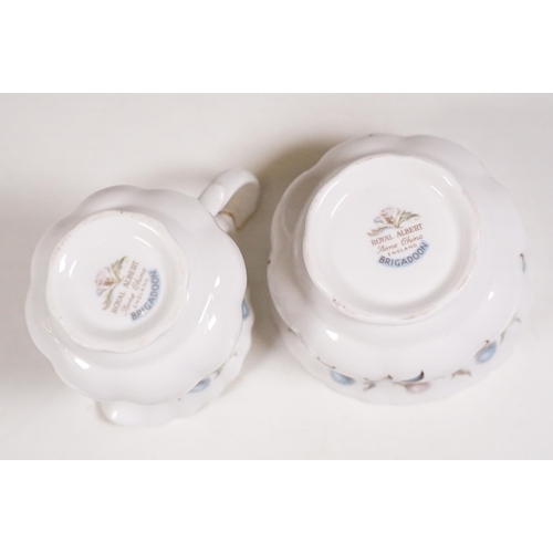 120 - Royal Albert Brigadoon part coffee service, comprising: coffee pot and cover, milk jug, sugar bowl, ... 