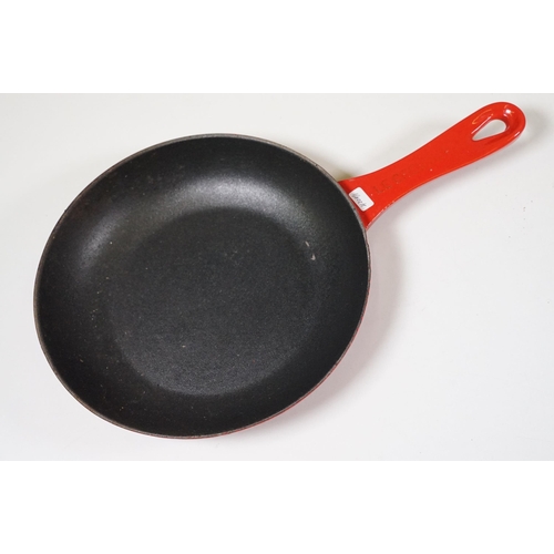 442 - Le Crueset saucepan, frying pan and steak griddle with a chasseur lidded casserole cast iron dish