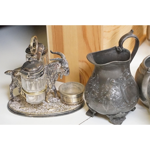 443 - Collection of mixed Sheffield Plate EPNS flatware to include forks, spoons and knives, etc and a qua... 