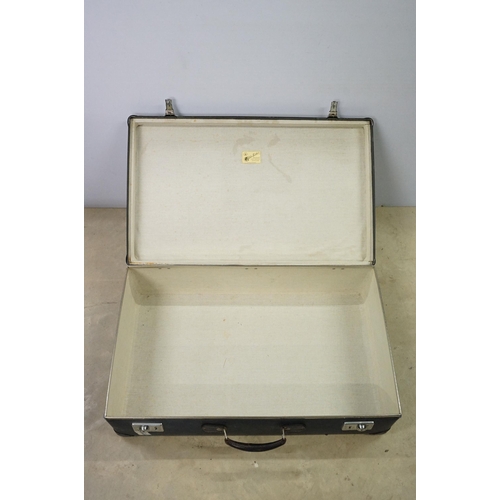 470 - Mid 20th century Globe-Trotter nest of two blue suitcases, the largest 20cm high x 71cm wide x 43cm ... 