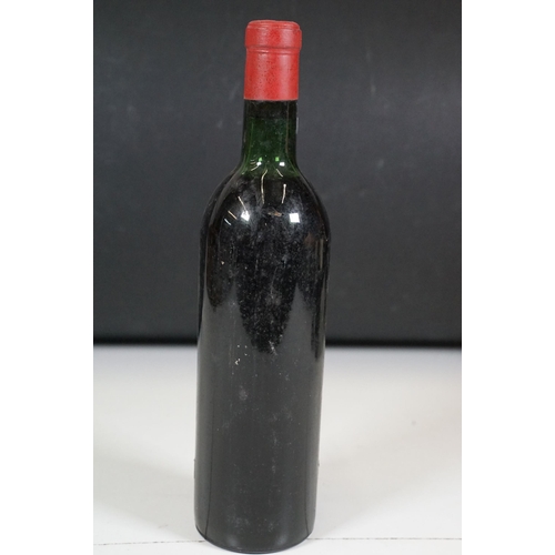 496 - Alcohol - Collection of 11 750ml bottles of red wine to include 3 x Barolo Italia (2014 and 2 x 2013... 