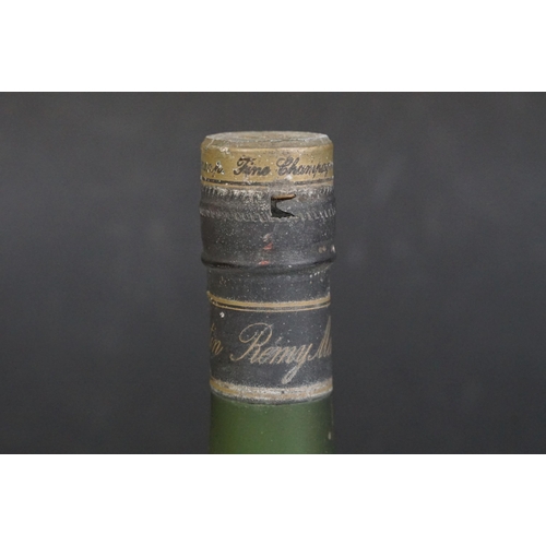 498 - Alcohol - Five bottles of champagne to include boxed Remy Martin Fine Cognac Champagne V.S.O.P. 1 Li... 