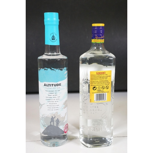 503 - Alcohol - Six 700ml / 70cl bottles of gin to include Bombay Sapphire Premier Cru Murcian Lemon Londo... 