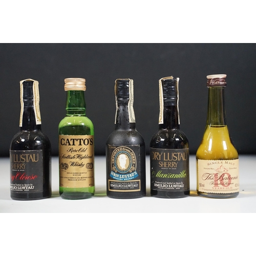 504 - Alcohol - Collection of around 200 alcohol miniatures to include Glenfiddich Pure Malt Scotch Whisky... 