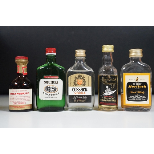 505 - Alcohol - Large collection of mixed alcohol miniatures to include Auchentoshan Lowland Single Malt S... 