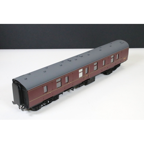 125 - Three boxed (with 2 x boxes) Peter Cowling O gauge coaches to include SR green semi open 3rd, SR gre... 