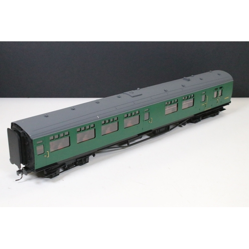 125 - Three boxed (with 2 x boxes) Peter Cowling O gauge coaches to include SR green semi open 3rd, SR gre... 