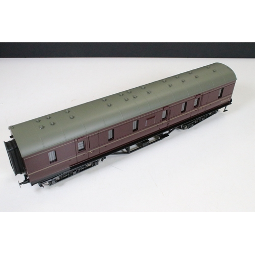 129 - Two boxed Darstaed O gauge MK1 Suburban maroon unlined coaches to include D23-1-2 BS2 and D23-3-2 CL... 
