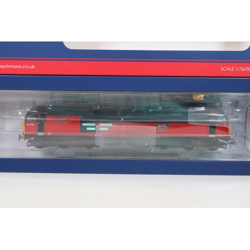 145 - Two boxed Bachmann OO gauge locomotives to include 32-817 Class 47 Diesel 47745 Royal London Society... 