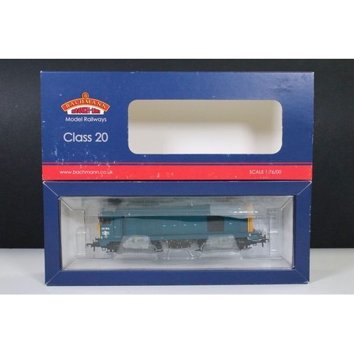 147 - Two boxed Bachmann OO gauge locomotives to include 32-385 Class 37/4 Diesel 37415 Intercity and 32-0... 
