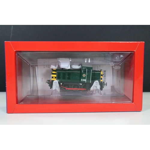152 - Two boxed Heljan OO gauge locomotives to include 29011 Class 07 V1 D2990 and 89421 Class 128 M55995 ... 