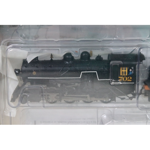 156 - Boxed Spectrum by Bachmann HO gauge 84506 Baldwin 2-8-0 Consolidation Locomotive w/medium tender DCC... 