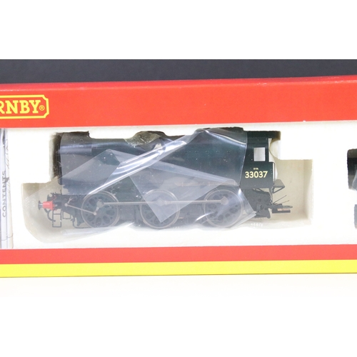 157 - Four boxed Hornby OO gauge locomotives to include R2713 BR 4-4-0 Class T9 30310, R2355 BR 0-6-0 Clas... 