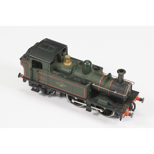 85 - Two boxed OO gauge locomotives to include Hornby R2620 SR 4-6-0 Class N15 Locomotive 746 Pendragon a... 