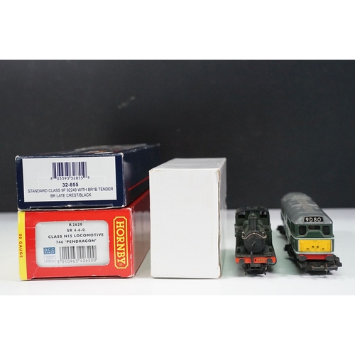 85 - Two boxed OO gauge locomotives to include Hornby R2620 SR 4-6-0 Class N15 Locomotive 746 Pendragon a... 