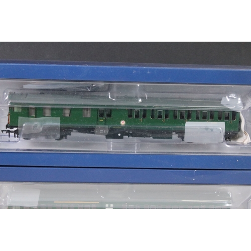199 - Boxed Bachmann OO gauge 31-236X 2-H Thumper Two Car DEMU BR green small yellow panel set produced ex... 