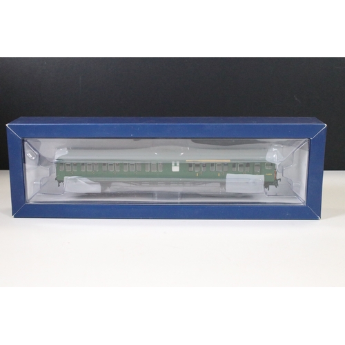 199 - Boxed Bachmann OO gauge 31-236X 2-H Thumper Two Car DEMU BR green small yellow panel set produced ex... 