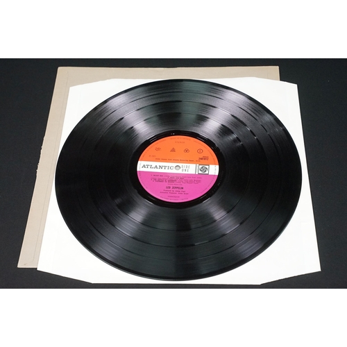 118 - Vinyl - 4 original pressing Led Zeppelin LPs (plum labels) to include Self Titled (grey strip to bot... 