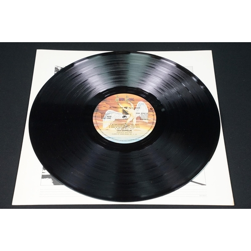 119 - Vinyl - 5 Led Zeppelin LPs to include III (working wheel), Physical Graffiti (German press), Presenc... 