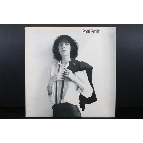 501 - Vinyl - 10 Punk / New Wave LPs and 2 12