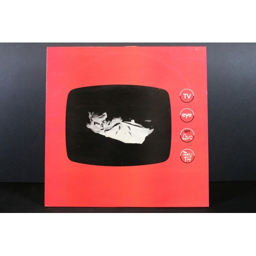 501 - Vinyl - 10 Punk / New Wave LPs and 2 12