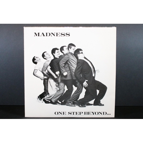 510 - Vinyl - 10 2 Tone / Reggae LPs to include The Selecter, Specials, Madness x 3, UB40 x 5. Vg+ overall