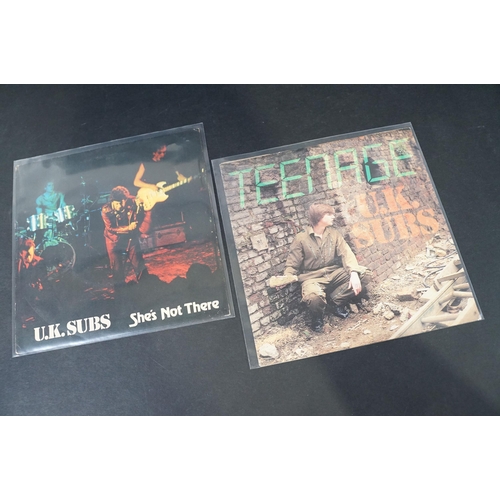526 - Vinyl - 7 U.K. Subs original UK 7” singles to include: C.I.D. (City Records – NIK 5, 1978) EX- / VG,... 