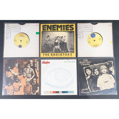 532 - Vinyl - 26 1st generation Punk 7” singles to include: The Damned x 5 (including red vinyl), Stiff Li... 
