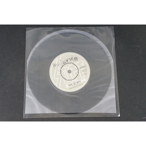 532 - Vinyl - 26 1st generation Punk 7” singles to include: The Damned x 5 (including red vinyl), Stiff Li... 