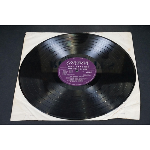 86 - Vinyl - The Ronettes – ...Presenting The Fabulous Ronettes Featuring Veronica, LP on London Records ... 