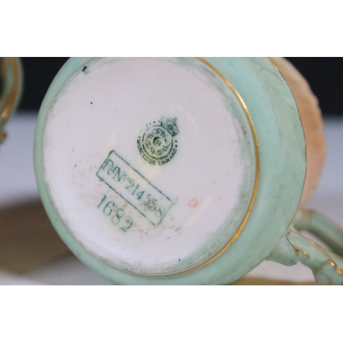 30 - Victorian Royal Worcester part tea set to include sugar bowl and four cups and saucers, marked 1682 ... 