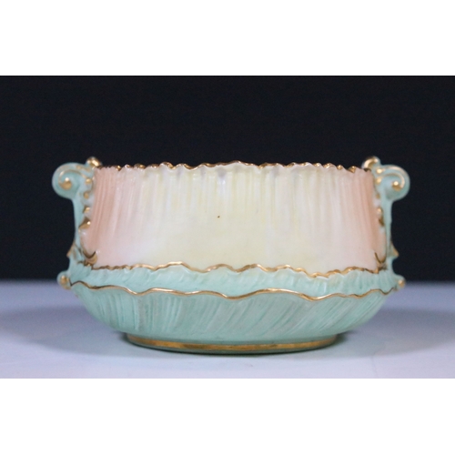 30 - Victorian Royal Worcester part tea set to include sugar bowl and four cups and saucers, marked 1682 ... 