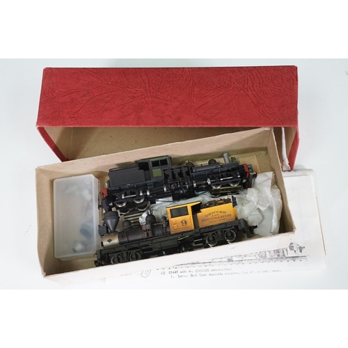 Collection of OO / HO gauge model railway to include 2 x metal kit ...