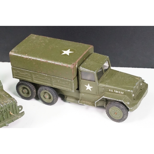 1537 - Around 20 mid 20th C play worn military diecast models to include Corgi and Dinky featuring 2 x Corg... 