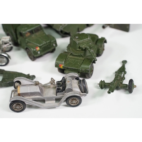 1537 - Around 20 mid 20th C play worn military diecast models to include Corgi and Dinky featuring 2 x Corg... 