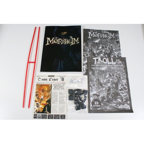 360 - Warhammer - Boxed Games Workshop Warhammer Mordhelm City of the Damned, contents appear complete but... 
