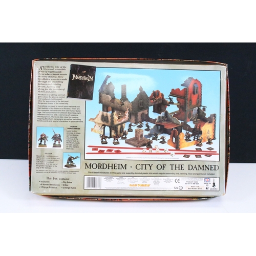 360 - Warhammer - Boxed Games Workshop Warhammer Mordhelm City of the Damned, contents appear complete but... 