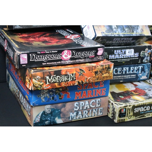 400 - War Gaming - 21 x Games Workshop miniature / board games featuring Space Hulk, Mordhealm, Space Mari... 