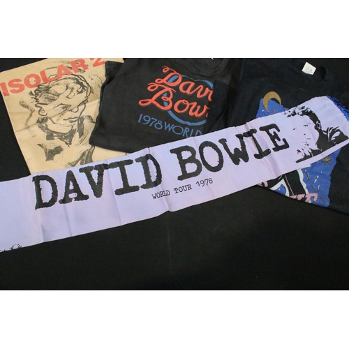 47 - Memorabilia - David Bowie items to include 1978 tour t-shirt (Large), 1983 tour t-shirt (Medium), Is... 