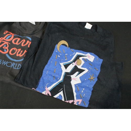 47 - Memorabilia - David Bowie items to include 1978 tour t-shirt (Large), 1983 tour t-shirt (Medium), Is... 