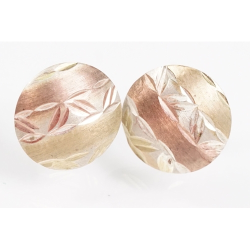 144 - Collection of 9ct gold and yellow metal stud earrings to include a pair of opal studs, coral studs, ... 